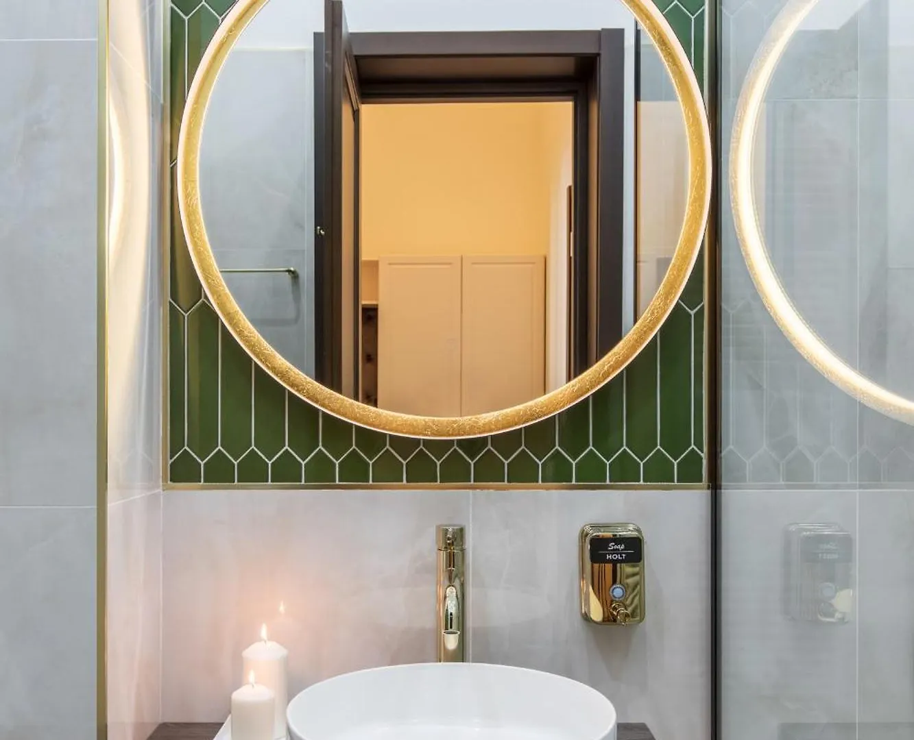 Old Town Luxury Suites With Balcony بوخارست