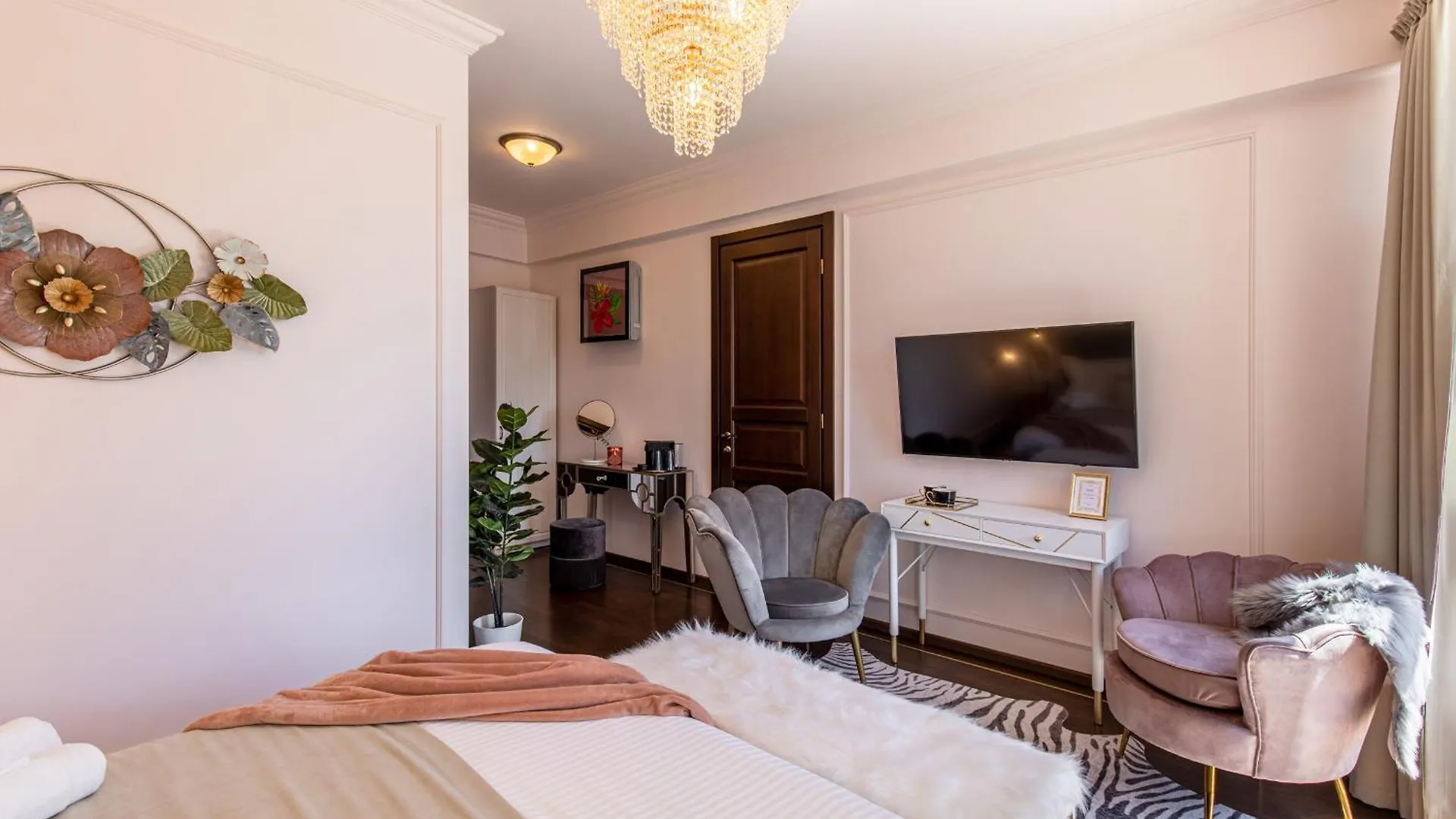 Old Town Luxury Suites With Balcony بوخارست رومانيا