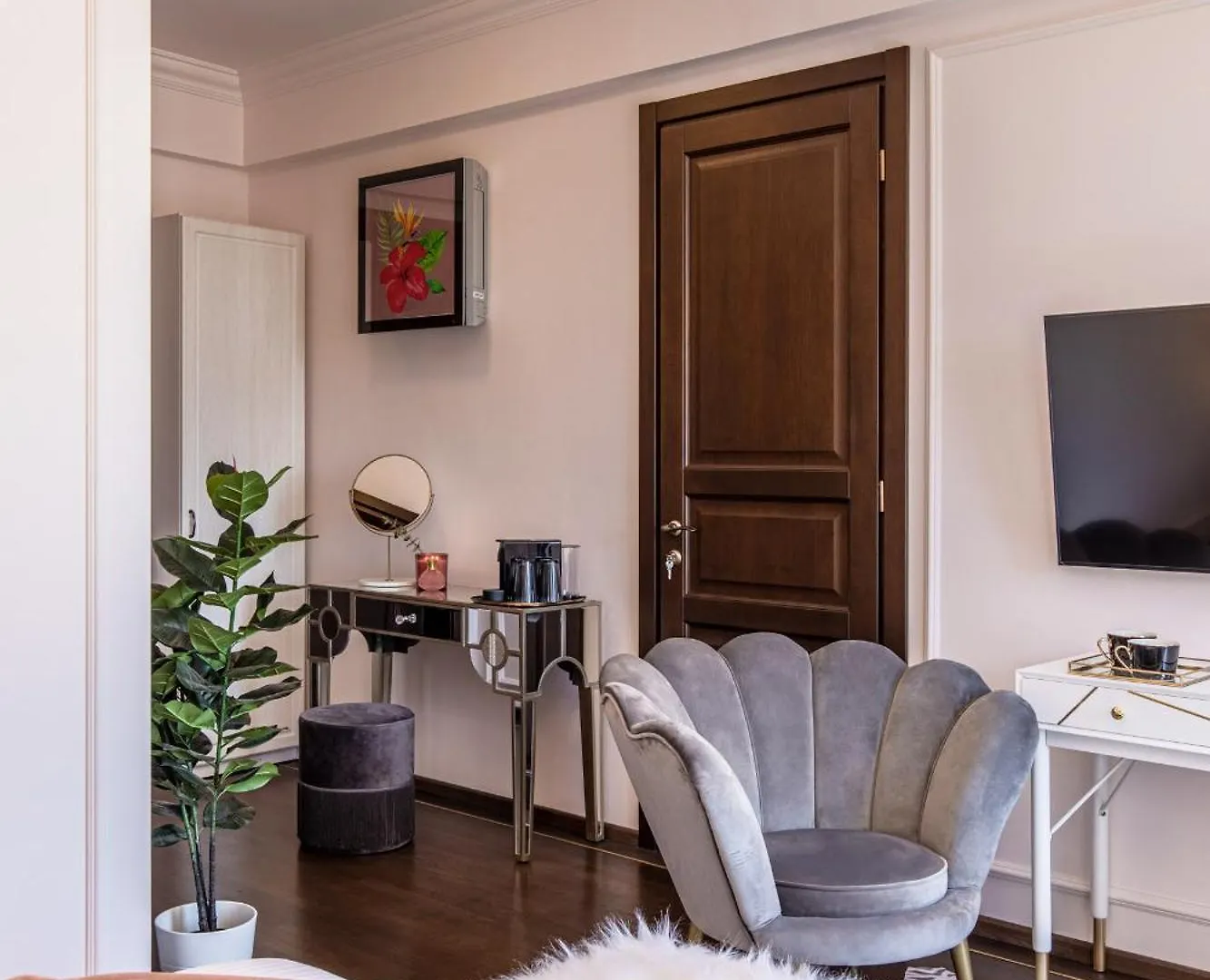 Old Town Luxury Suites With Balcony بوخارست